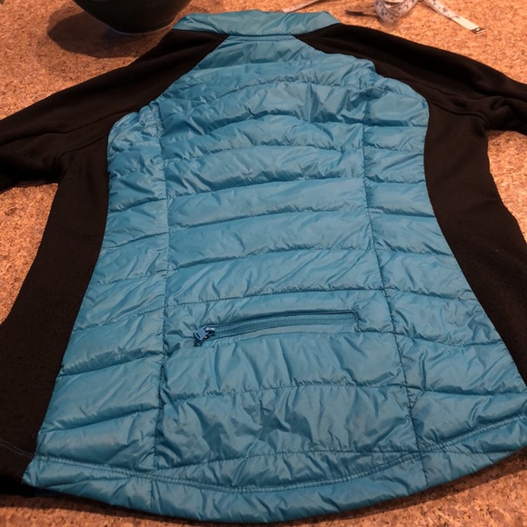 Calvin Klein Performance Small Part Puffer Blue and Black Jacket - Picture 14 of 17
